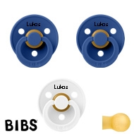 BIBS Colour Schnuller mit Namen, Gr. 2, 2 Cornflower, 1 White, Rund Latex, (3er Pack)
